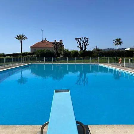 Sea View Pool Bright And Modern Flat Near Apartment Antibes